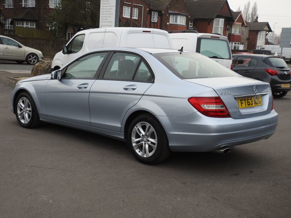 Used Mercedes-Benz C Class 2014 for sale - 77805343: Photo 4