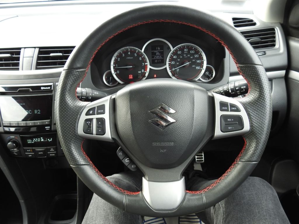 Used Suzuki Swift 2011 for sale - 76170569: Photo 20