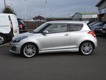 Used Suzuki Swift 2011 for sale - 76170569: Photo 3