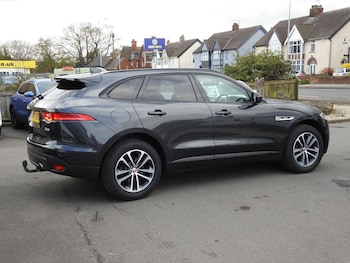 Used Jaguar F-Pace 2017 for sale - 79365746: Photo