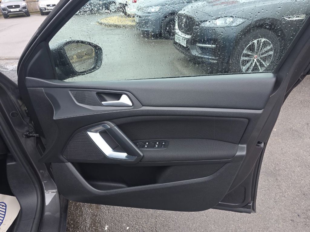 Used Peugeot 308 2018 for sale - 78212328: Photo 21