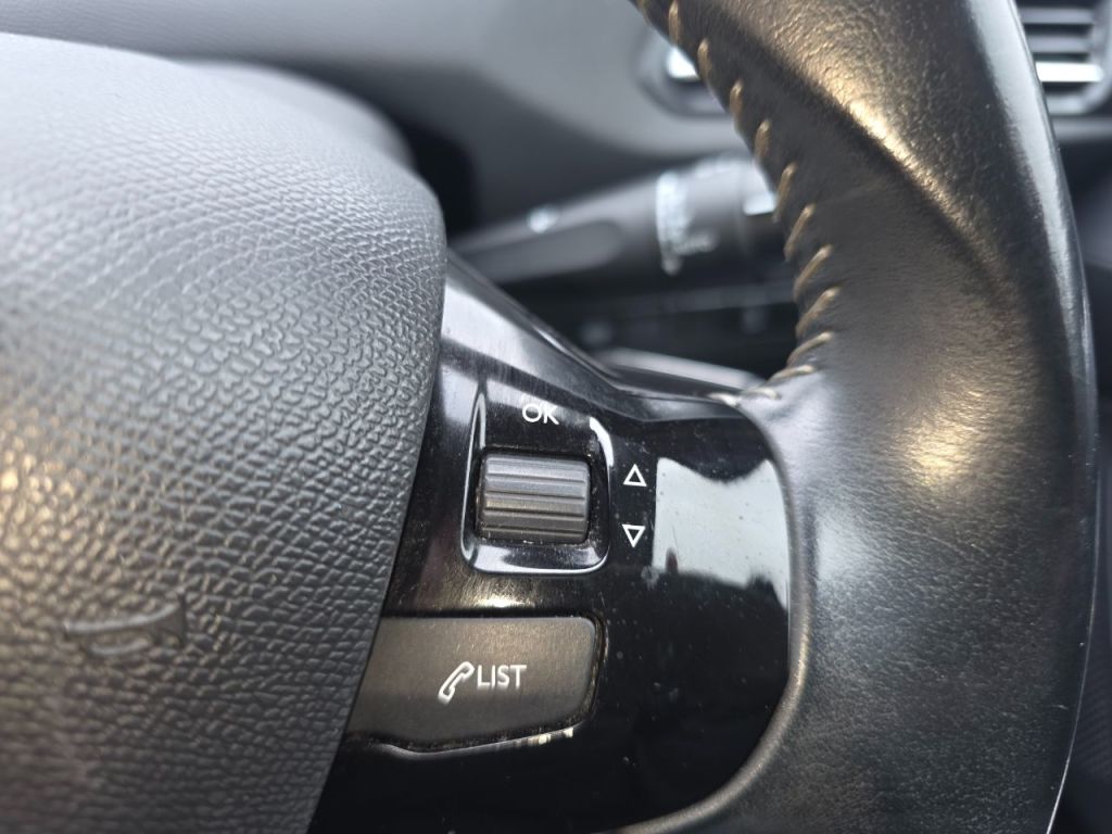 Used Peugeot 308 2018 for sale - 78212328: Photo 23