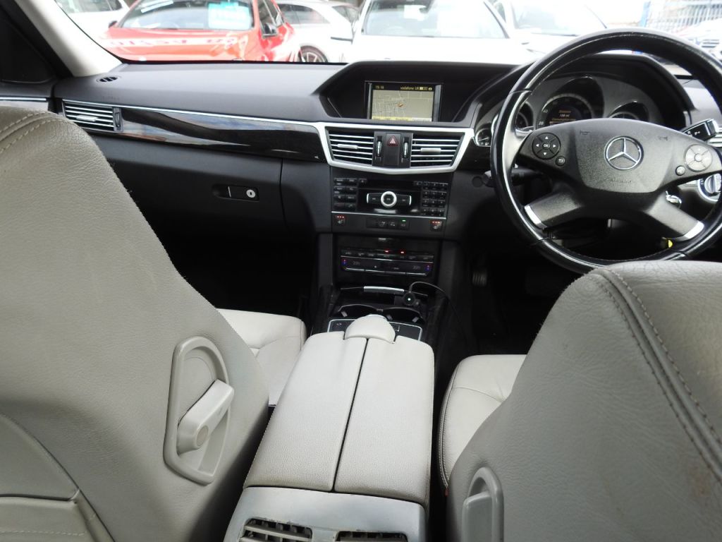 Used Mercedes-Benz E-Class 2011 for sale - 76147246: Photo 15
