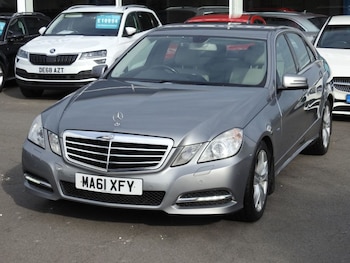 Used Mercedes-Benz E-Class 2011 for sale - 76147246: Photo