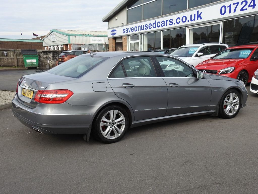 Used Mercedes-Benz E-Class 2011 for sale - 76147246: Photo 7