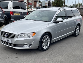 Used Volvo V70 2013 for sale - 75503308: Photo