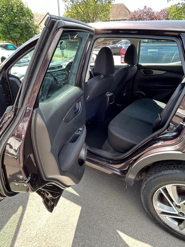 Used Nissan Qashqai 2015 for sale - 75056873: Photo 6