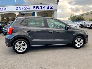 Used Volkswagen Polo 2016 for sale - 76345082: Photo