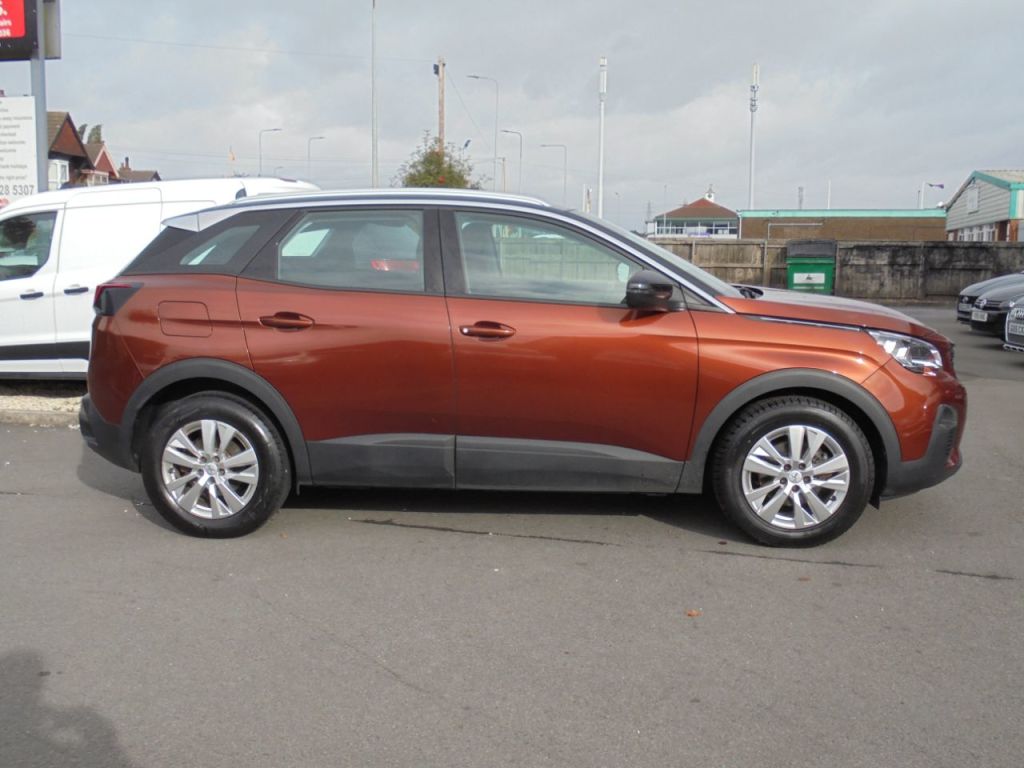 Used Peugeot 3008 2019 for sale - 76132004: Photo 5