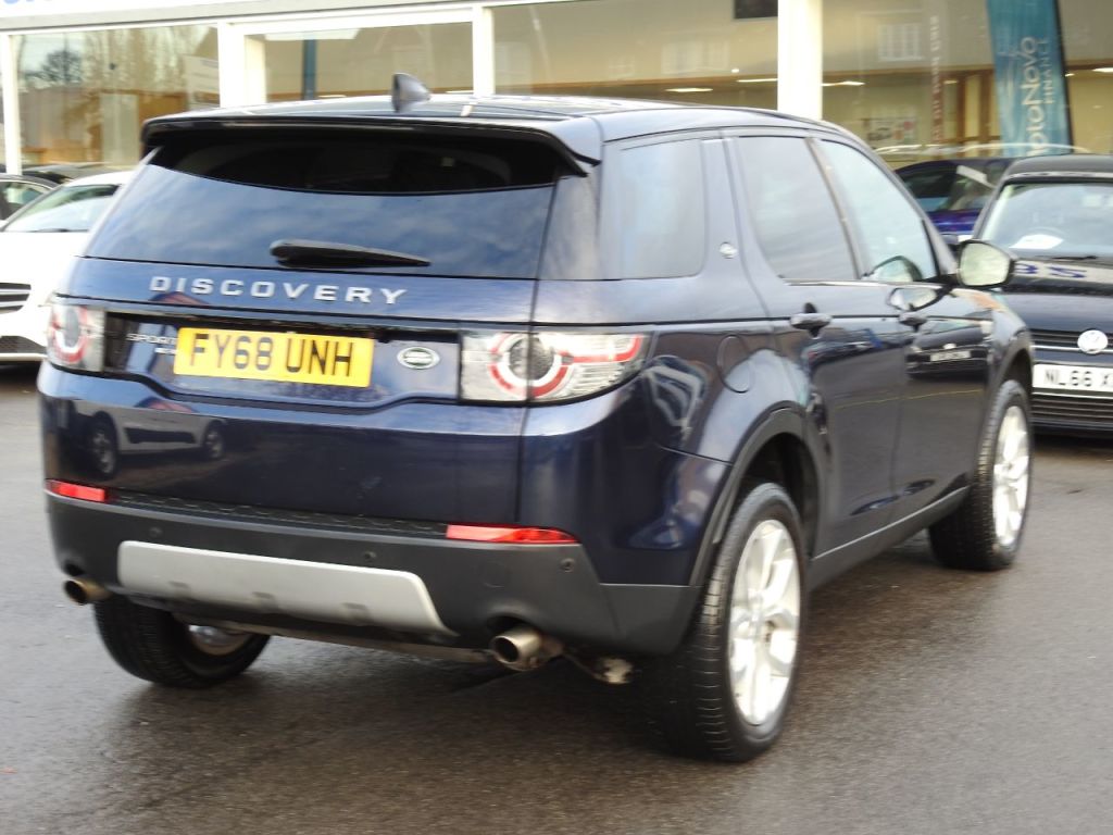Used Land Rover Discovery Sport 2018 for sale - 76961710: Photo 7