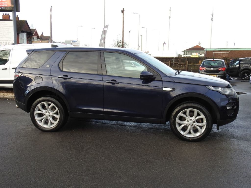 Used Land Rover Discovery Sport 2018 for sale - 76961710: Photo 9