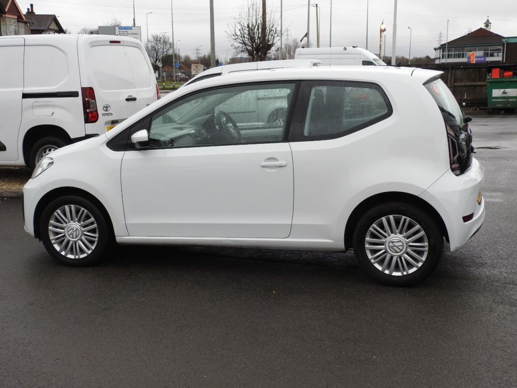 Used Volkswagen up! 2019 for sale - 77451375: Photo 3