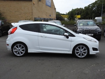 Used Ford Fiesta 2016 for sale - 79205608: Photo