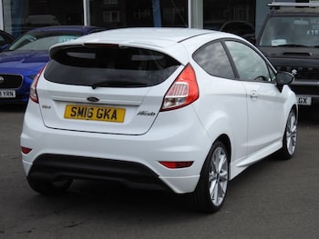 Used Ford Fiesta 2016 for sale - 79205608: Photo