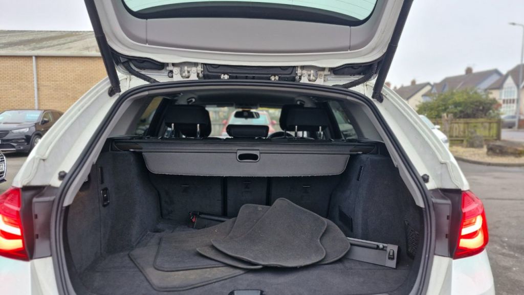 Used BMW 3 Series 2018 for sale - 77451401: Photo 15