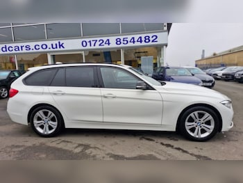 Used BMW 3 Series 2018 for sale - 77451401: Photo