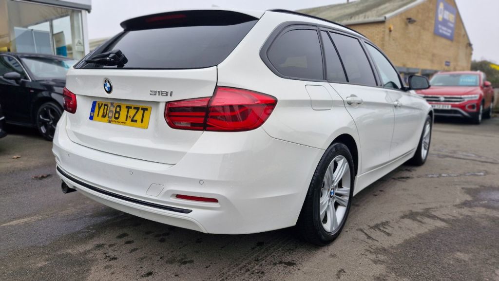 Used BMW 3 Series 2018 for sale - 77451401: Photo 5