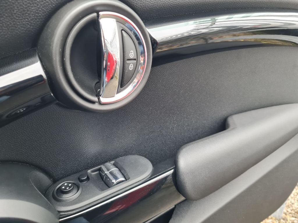 Used MINI Hatch 2017 for sale - 73951884: Photo 28