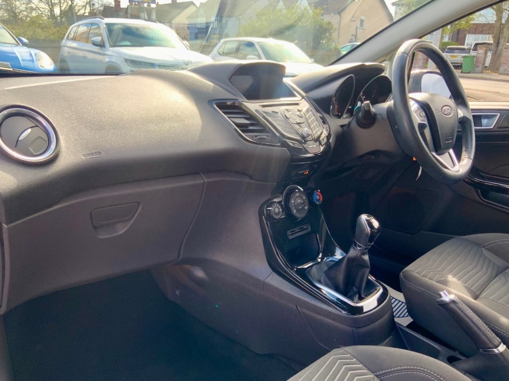 Used Ford Fiesta 2017 for sale - 78015871: Photo 9