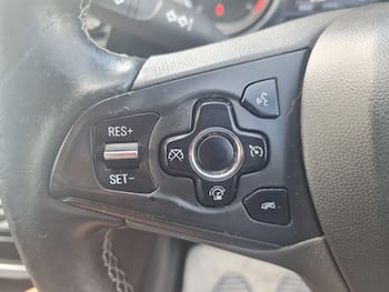 Used Vauxhall Astra 2017 for sale - 79618072: Photo