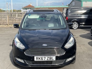 Used Ford Galaxy 2017 for sale - 76252539: Photo 2