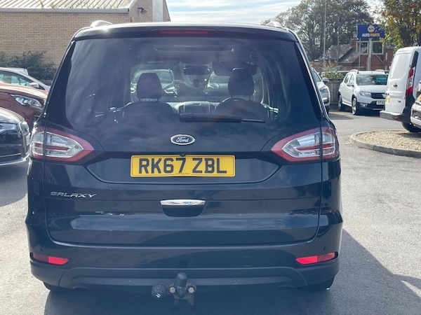 Used Ford Galaxy 2017 for sale - 76252539: Photo 5
