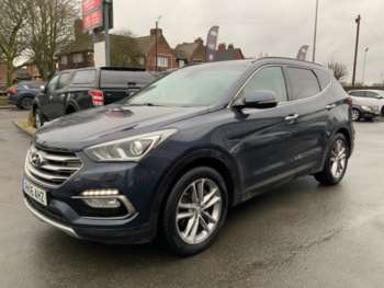 Used Hyundai Santa Fe 2016 for sale - 73518138: Photo