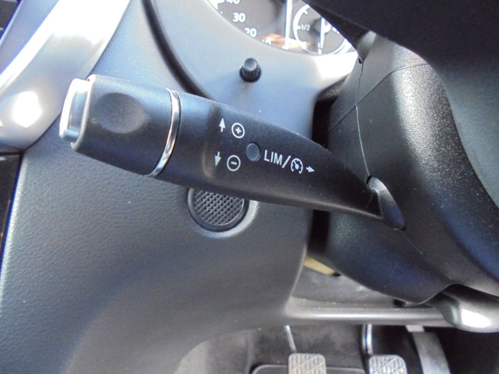 Used Infiniti Q30 2017 for sale - 77719137: Photo 10