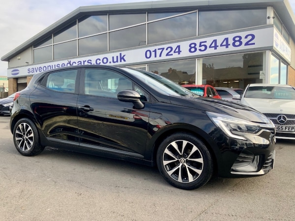 Used Renault Clio 2021 for sale - 76287094: Photo 1