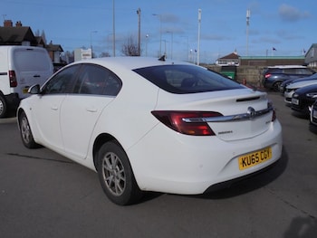 Used Vauxhall Insignia 2015 for sale - 77582569: Photo