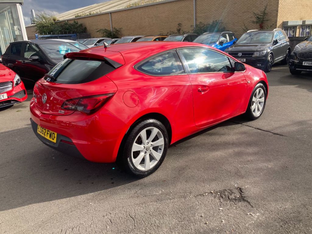 Used Vauxhall Astra GTC 2012 for sale - 76345083: Photo 4