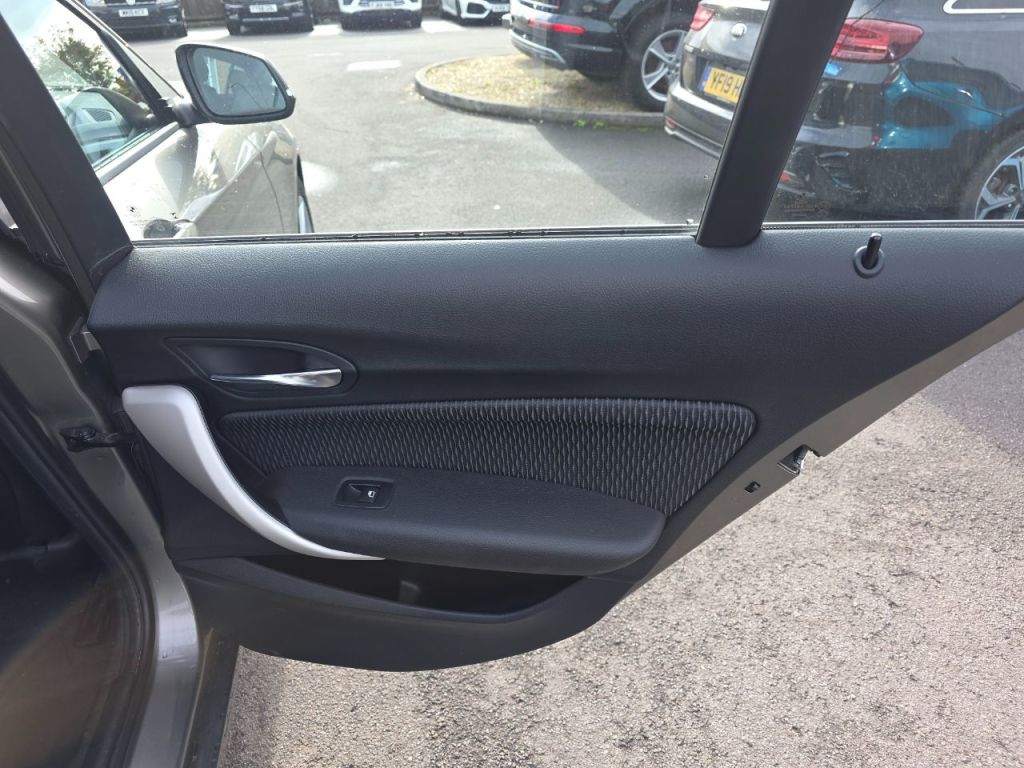 Used BMW 1 Series 2017 for sale - 76355935: Photo 17