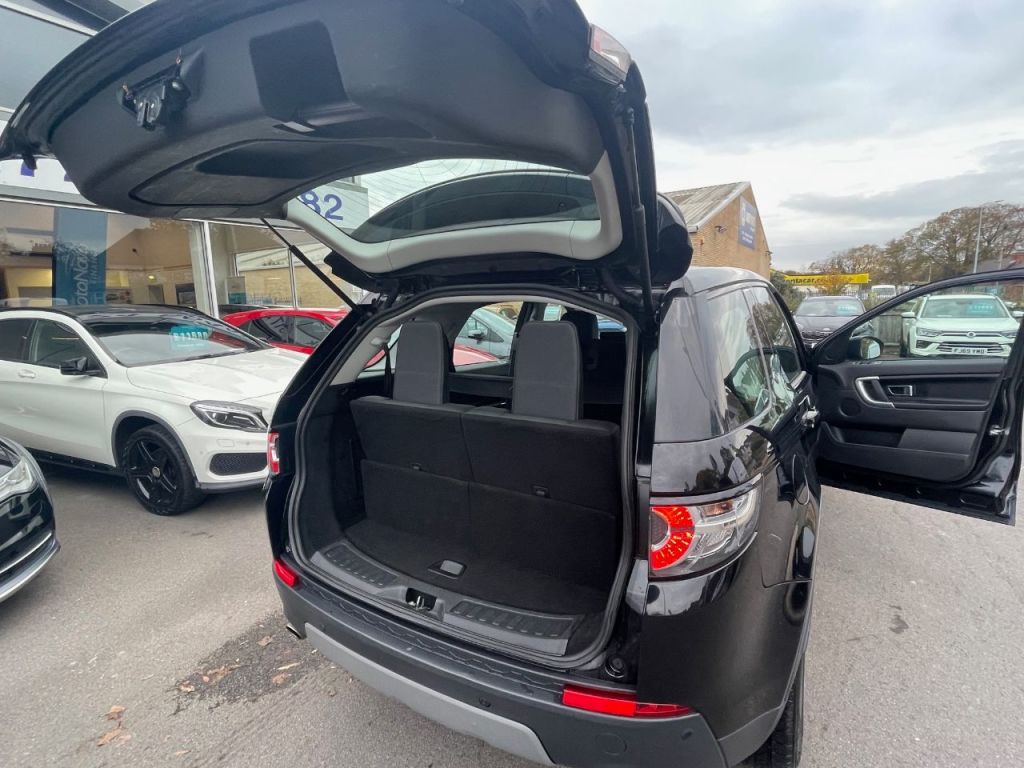 Used Land Rover Discovery Sport 2015 for sale - 76481263: Photo 9