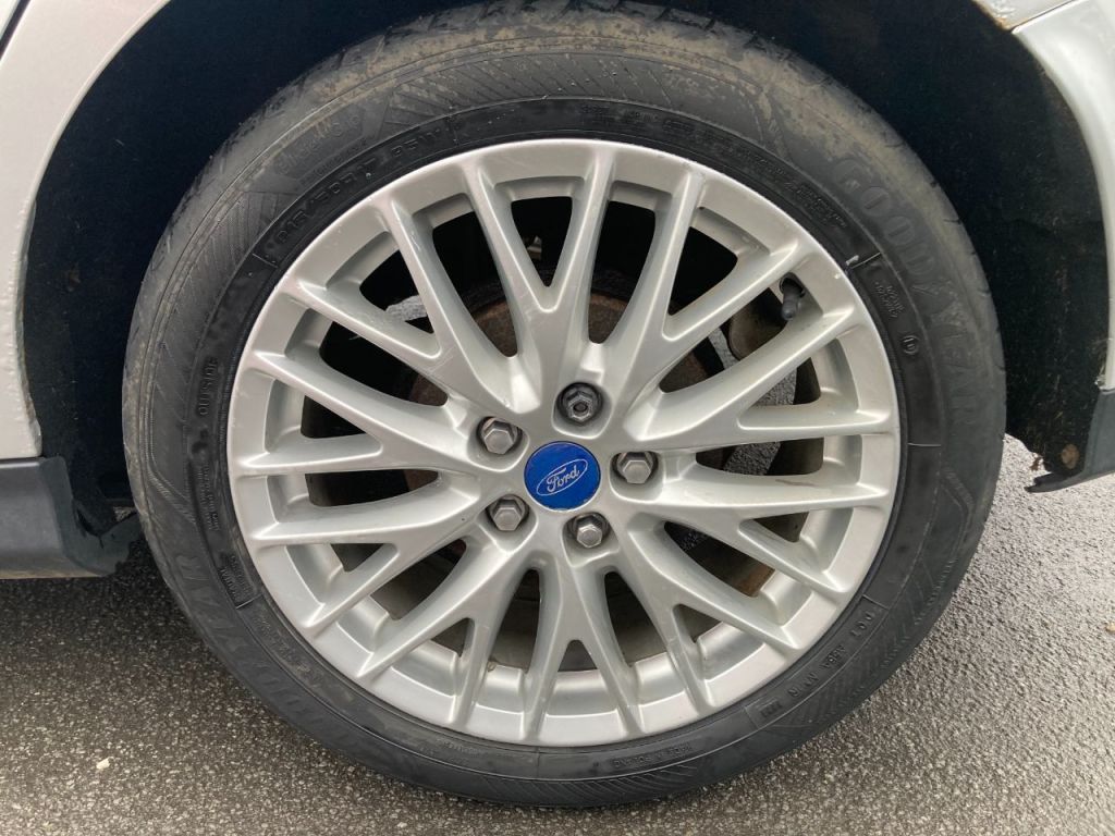 Used Ford Focus 2011 for sale - 77327572: Photo 12