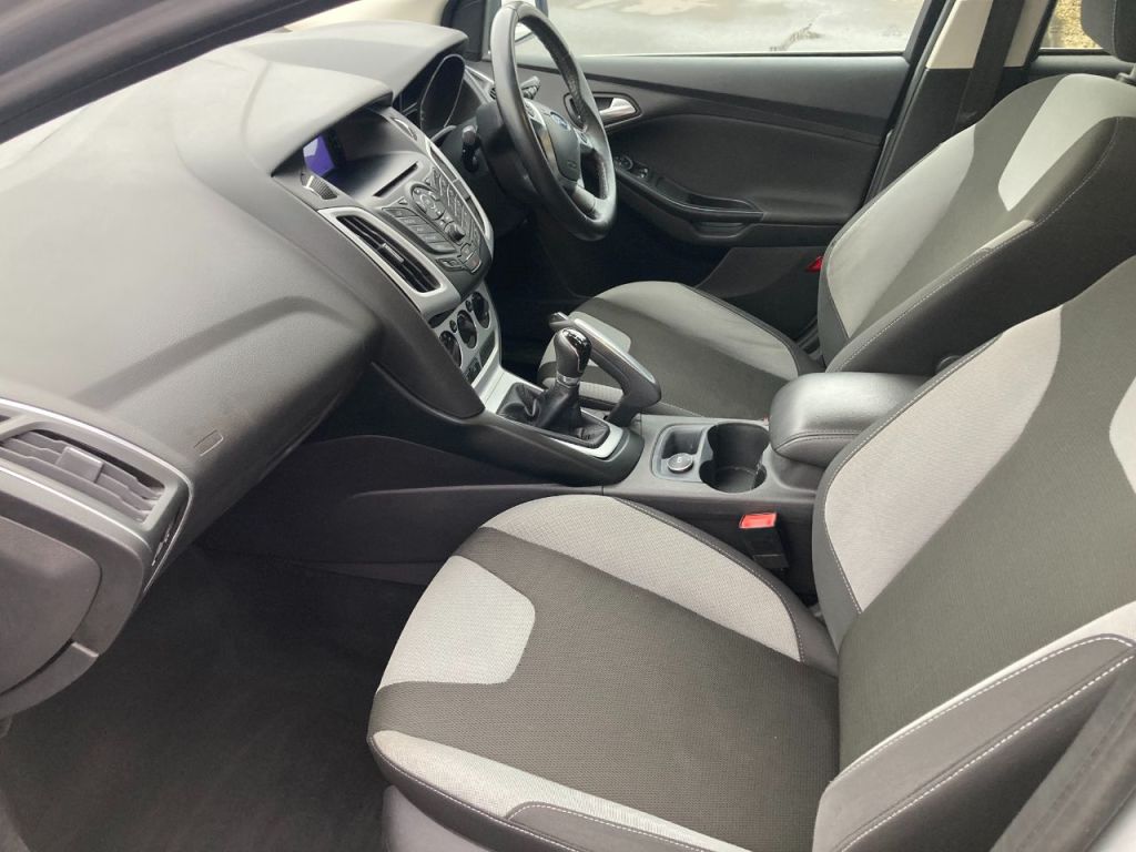 Used Ford Focus 2011 for sale - 77327572: Photo 7