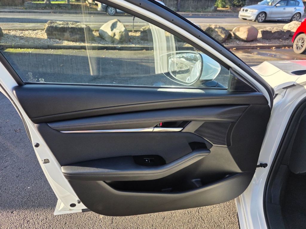 Used Mazda Mazda3 2020 for sale - 76739722: Photo 11