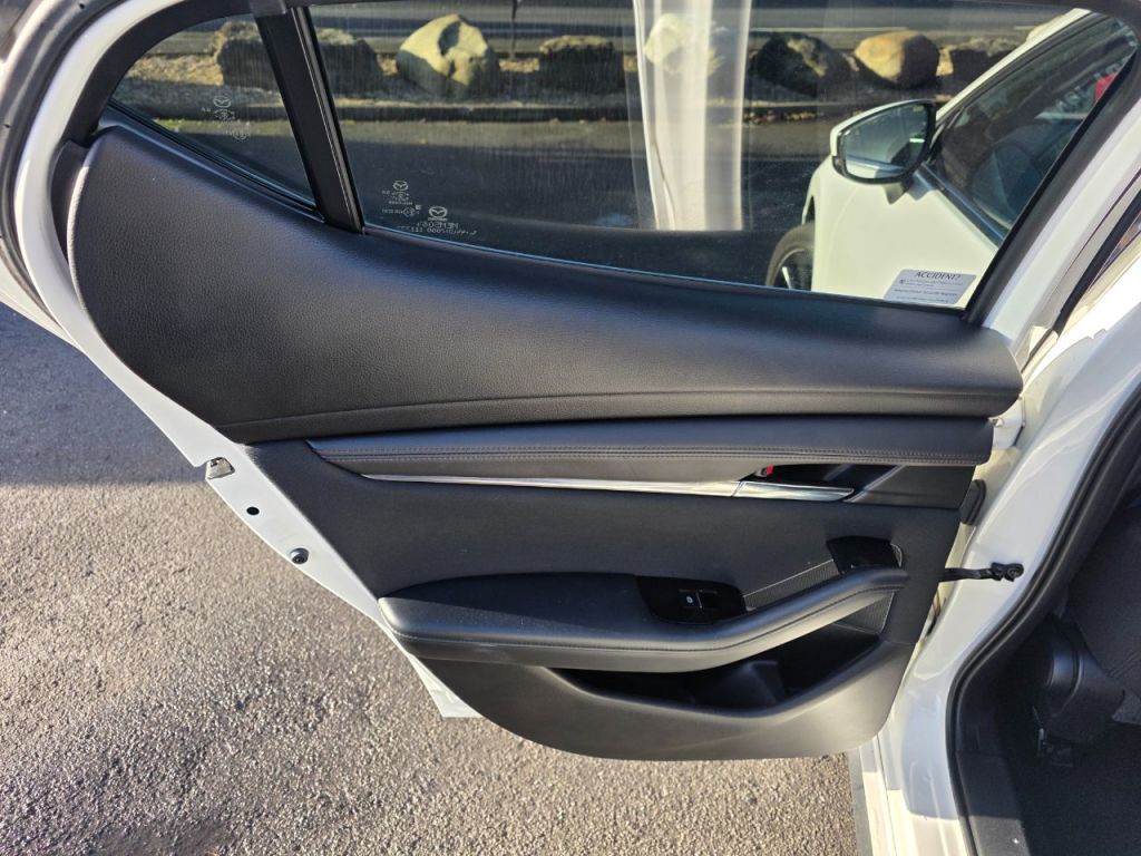 Used Mazda Mazda3 2020 for sale - 76739722: Photo 13