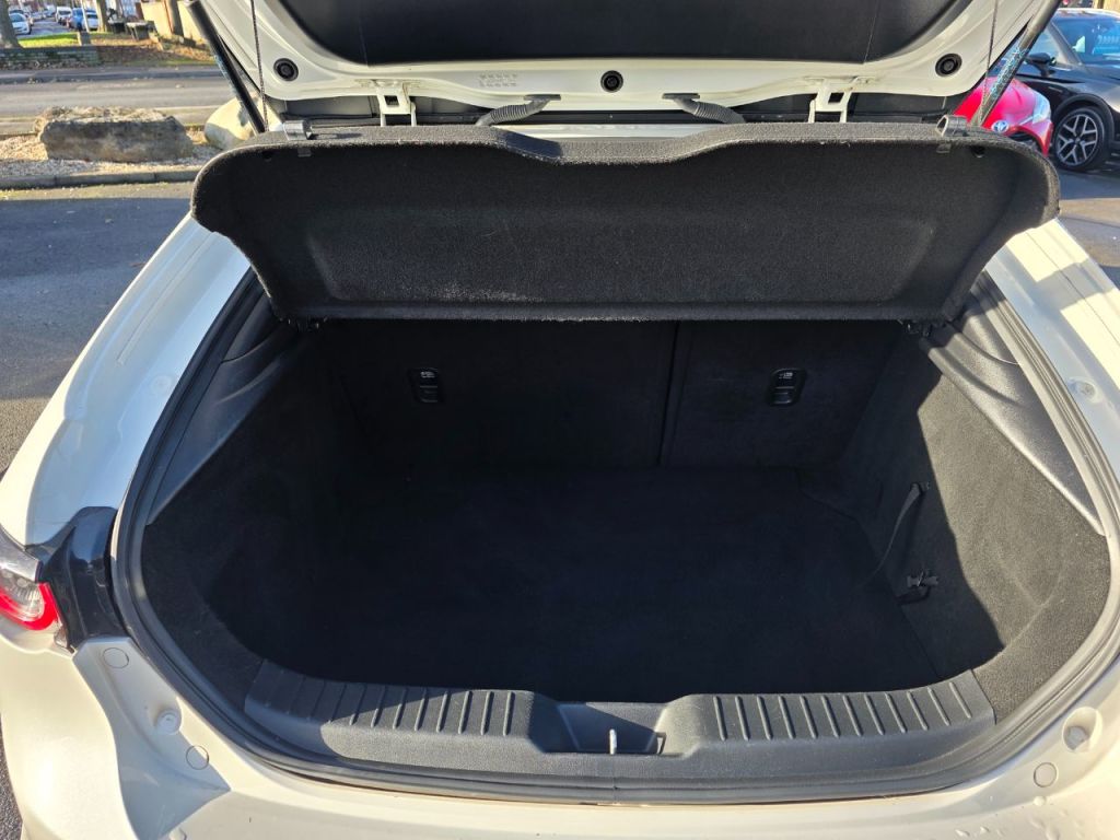 Used Mazda Mazda3 2020 for sale - 76739722: Photo 14