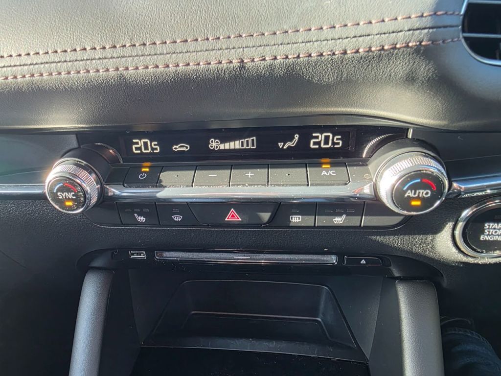 Used Mazda Mazda3 2020 for sale - 76739722: Photo 20