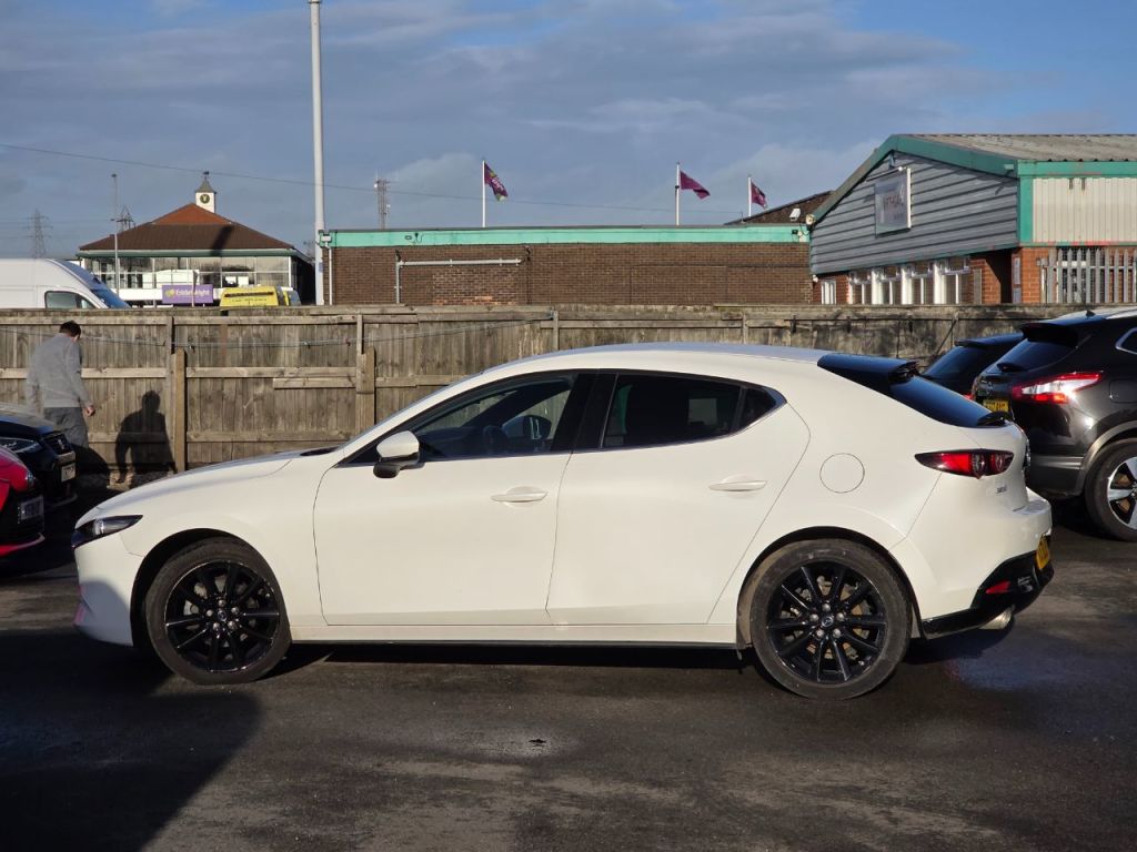 Used Mazda Mazda3 2020 for sale - 76739722: Photo 7