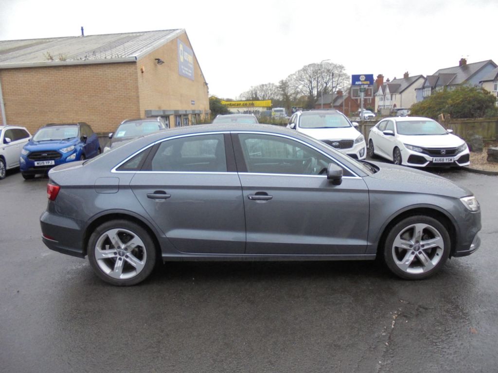 Used Audi A3 2017 for sale - 76819840: Photo 4
