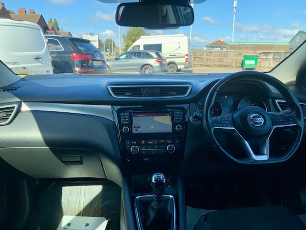 Used Nissan Qashqai 2018 for sale - 76016799: Photo 12