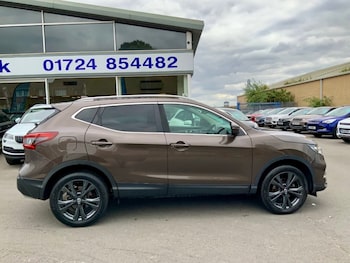 Nissan - Qashqai