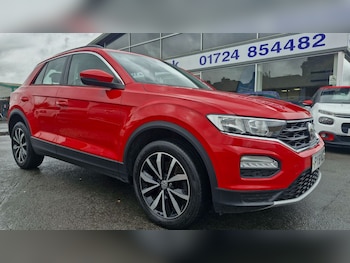 Used Volkswagen T-Roc 2018 for sale - 79365774: Photo