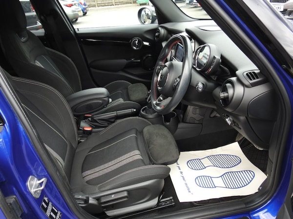 Used MINI Hatch 2019 for sale - 75320359: Photo 19