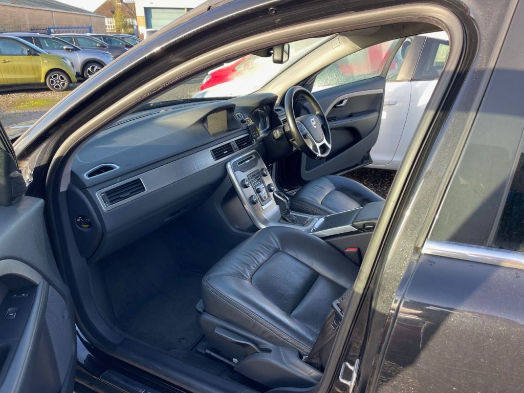 Used Volvo XC70 2013 for sale - 76798595: Photo 14