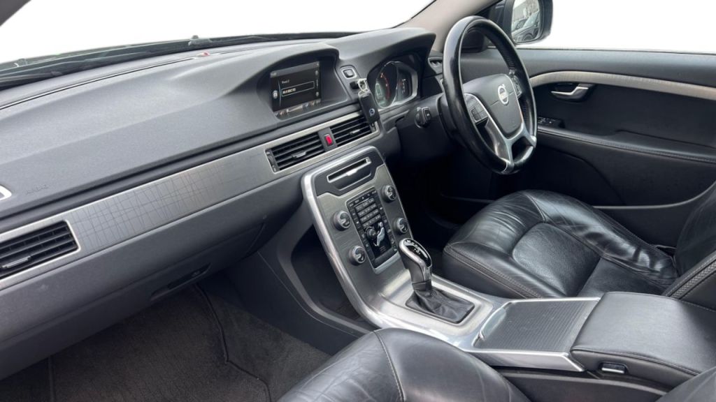 Used Volvo XC70 2013 for sale - 76798595: Photo 2