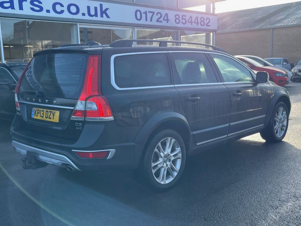 Used Volvo XC70 2013 for sale - 76798595: Photo 4