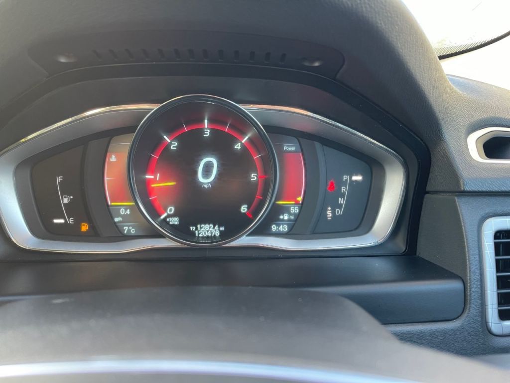 Used Volvo XC70 2013 for sale - 76798595: Photo 7