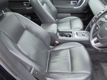 Used Land Rover Discovery Sport 2019 for sale - 77952149: Photo